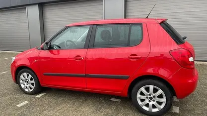Rood Occasion 2010 Skoda Fabia Hatchback | € 2.450 (Goede deal)