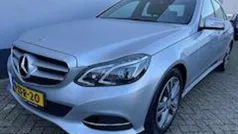 Grijs Gebruikt 2015 Mercedes E200 Ambition Sedan | € 18.500 (Goede deal)