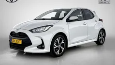 Wit Gebruikt 2024 Toyota Yaris Hybrid Edition Hatchback | € 24.945 (Eerlijke prijs)