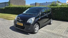 Zwart Gebruikt 2009 Daihatsu Cuore Hatchback | € 2.499 (Eerlijke prijs)