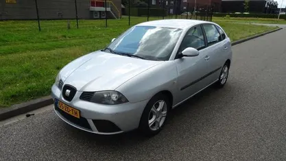 Occasion Seat Ibiza 86 PK (63 kW) 2008 Grijs, metallic lak Hatchback