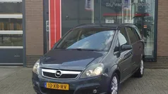 Grijs Gebruikt 2007 Opel Zafira MPV | € 1.950 (Eerlijke prijs)