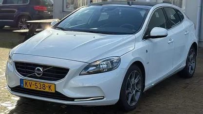 Occasion 2015 Volvo V40 Ocean Race Hatchback | € 6.100 (Super prijs)