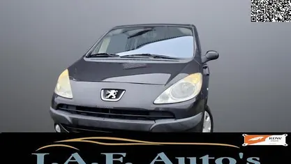 Occasion Peugeot 1007 73 PK (53 kW) 2006 MPV