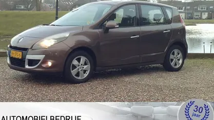 Occasion 2009 Renault Scénic III Business MPV | € 1.950 (Eerlijke prijs)