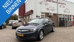 Grijs Gebruikt 2007 Opel Astra GTC Edition Hatchback | € 1.950 (Super prijs)