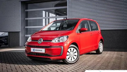 Occasion VW up! 65 PK (47 kW) 2023 Rood Hatchback