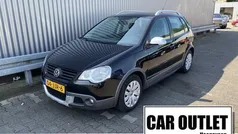 Zwart, metallic lak Gebruikt 2009 VW Polo Cross Hatchback | € 2.950 (Super prijs)