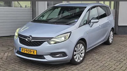 Gebruikt 2017 Opel Zafira Innovation MPV | € 9.900 (Goede deal)