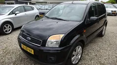 Zwart Gebruikt 2008 Ford Fusion Futura MPV | € 1.995 (Eerlijke prijs)