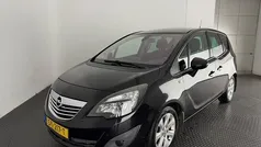 Zwart Gebruikt 2010 Opel Meriva Cosmo MPV | € 2.950 (Goede deal)