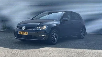 Gebruikt 2016 VW Golf VII Hatchback | € 12.750 (Eerlijke prijs)