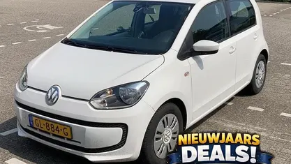Wit, metallic lak Gebruikt 2015 VW up! move up! Hatchback | € 7.995 (Eerlijke prijs)