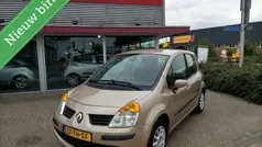 Beige Gebruikt 2006 Renault Modus MPV | € 2.250 (Eerlijke prijs)