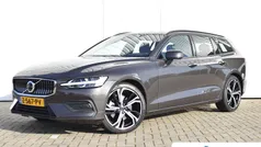 Grijs Gebruikt 2024 Volvo V60 Stationwagen | € 35.855 (Super prijs)