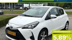 Wit Gebruikt 2019 Toyota Yaris Active Hatchback | € 14.235 (Eerlijke prijs)