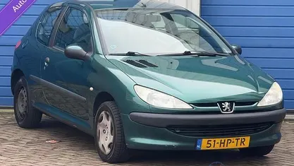 Occasion 2001 Peugeot 206 Hatchback | € 595 (Super prijs)