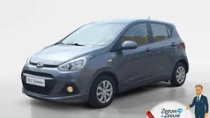 Oranje Gebruikt 2015 Hyundai i10 Comfort Hatchback | € 6.835 (Eerlijke prijs)