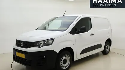 Wit Gebruikt 2020 Peugeot Partner Premium MPV | € 10.950 (Eerlijke prijs)