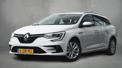 Wit, metallic lak Gebruikt 2021 Renault Mégane GrandTour Business Stationwagen | € 17.950 (Goede deal)