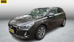 Gebruikt 2017 Hyundai i30 Edition Hatchback | € 12.200 (Eerlijke prijs)