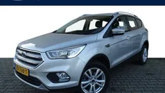 Grijs Gebruikt 2019 Ford Kuga Trend SUV | € 17.900 (Eerlijke prijs)