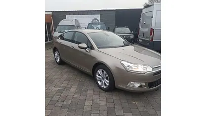 Grijs Gebruikt 2015 Citroën C5 Exclusive Hatchback | € 5.950 (Eerlijke prijs)