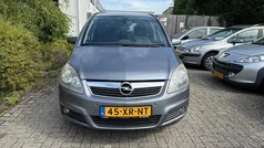 Grijs Gebruikt 2007 Opel Zafira MPV | € 2.700 (Eerlijke prijs)