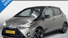 Bruin Gebruikt 2018 Toyota Yaris Hybrid Hatchback | € 17.450 (Eerlijke prijs)