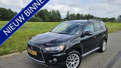 Zwart Gebruikt 2010 Mitsubishi Outlander Edition SUV | € 9.950 (Eerlijke prijs)