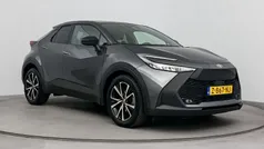 Grijs Gebruikt 2024 Toyota C-HR SUV | € 31.999 (Super prijs)