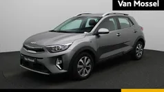 Gebruikt 2024 Kia Stonic SUV | € 25.400 (Eerlijke prijs)