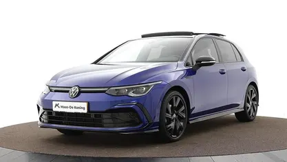 Occasion 2023 VW Golf VIII Business Hatchback | € 29.940 (Eerlijke prijs)