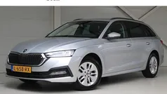 Grijs Gebruikt 2021 Skoda Octavia Business Line Stationwagen | € 19.950 (Eerlijke prijs)