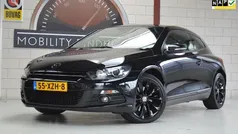 Zwart, metallic lak Gebruikt 2012 VW Scirocco Highline Coupé | € 11.880 (Eerlijke prijs)