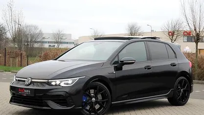 Zwart Gebruikt 2023 VW Golf VIII R Hatchback | € 47.950 (Eerlijke prijs)