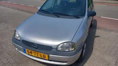 Grijs Gebruikt 1999 Opel Corsa | € 999 (Eerlijke prijs)