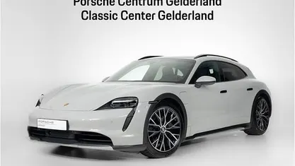Grijs Occasion 2024 Porsche Taycan Cross Turismo Sedan | € 84.900 (Eerlijke prijs)