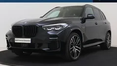 Zwart Gebruikt 2022 BMW X5 Executive SUV | € 71.950 (Eerlijke prijs)