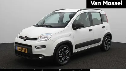 Wit Occasion 2021 Fiat Panda City Life Hatchback | € 12.445 (Eerlijke prijs)