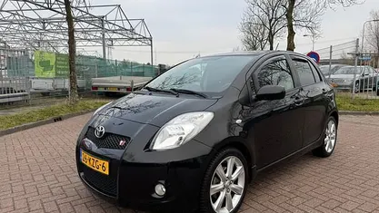 Gebruikt 2010 Toyota Yaris Hatchback | € 4.950 (Eerlijke prijs)