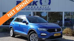 Blauw Gebruikt 2021 VW T-Roc Business SUV | € 20.840 (Eerlijke prijs)