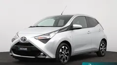 Grijs Gebruikt 2022 Toyota Aygo X-play Hatchback | € 13.295 (Super prijs)