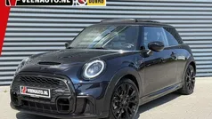 Blauw, metallic lak Gebruikt 2021 Mini John Cooper Works Hatchback | € 32.945 (Eerlijke prijs)