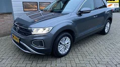 Grijs Gebruikt 2023 VW T-Roc Business SUV | € 26.250 (Eerlijke prijs)