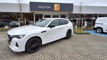Wit Gebruikt 2023 Mazda CX-60 Homura-Line SUV | € 38.895 (Eerlijke prijs)