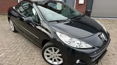 Zwart Gebruikt 2010 Peugeot 207 CC Roland Garros Cabriolet | € 3.999 (Goede deal)