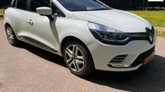Wit Gebruikt 2020 Renault Clio GrandTour Zen Stationwagen | € 8.000 (Eerlijke prijs)