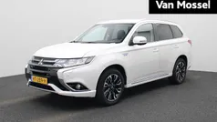 Gebruikt 2015 Mitsubishi Outlander P-HEV Instyle SUV | € 18.900 (Eerlijke prijs)
