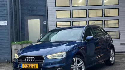 Blauw Gebruikt 2014 Audi A3 Sportback g-tron Ambition Hatchback | € 9.995 (Eerlijke prijs)